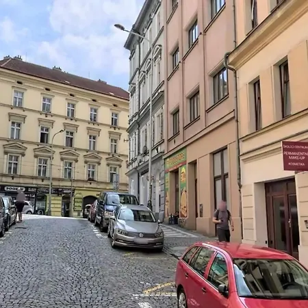 Apartment Cimburkova Praga Exterior foto
